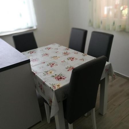 Appartamento Apartman Nekic Abbazia Esterno foto